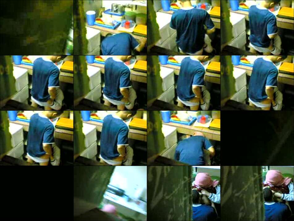 Nonton Bokep ABG Jilbab Ngentot di Dapur