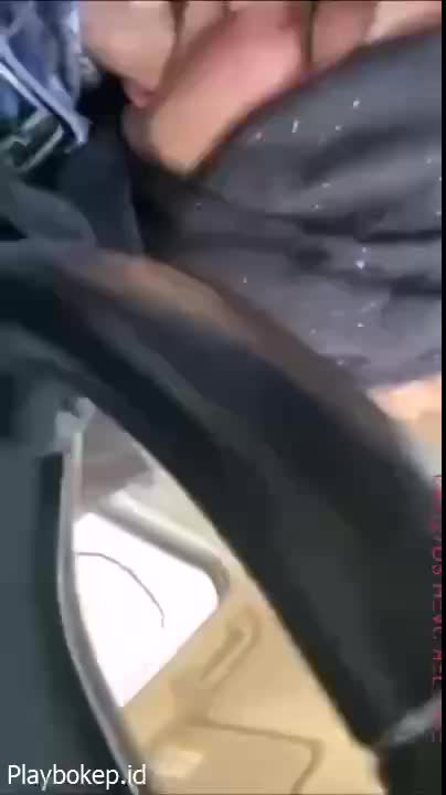 Bokep Kelakuan Ukhti Di Mobil Kalo Ga Tangan Ya Mulut