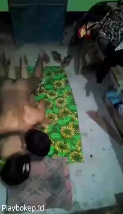 Bokep Indo Ngentot Di Alas Motif Bunga