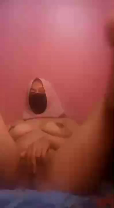 Nonton Video Jilbab Pink Masker Colmek