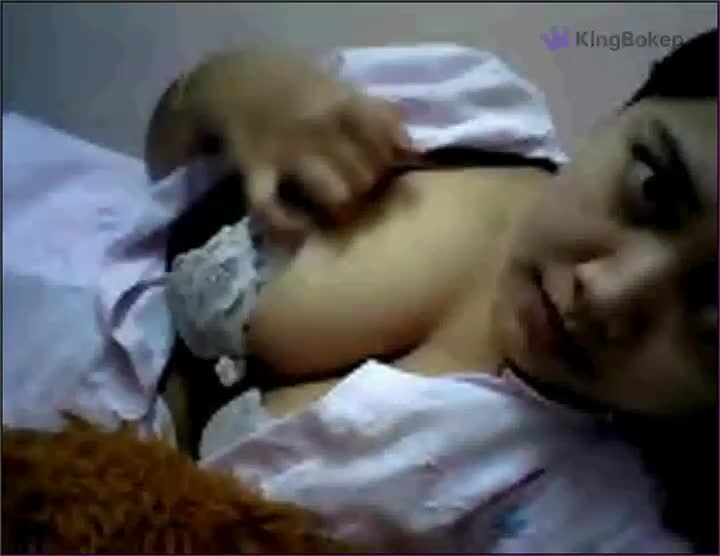 Bokep Indo Video Sex ABG Horny On Webcam